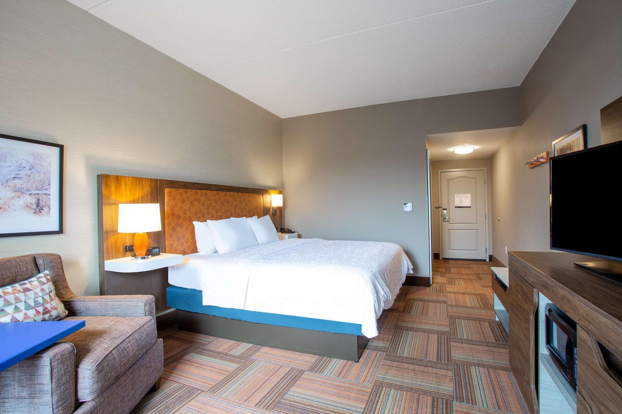 Hampton Inn Вотертаун Екстер'єр фото