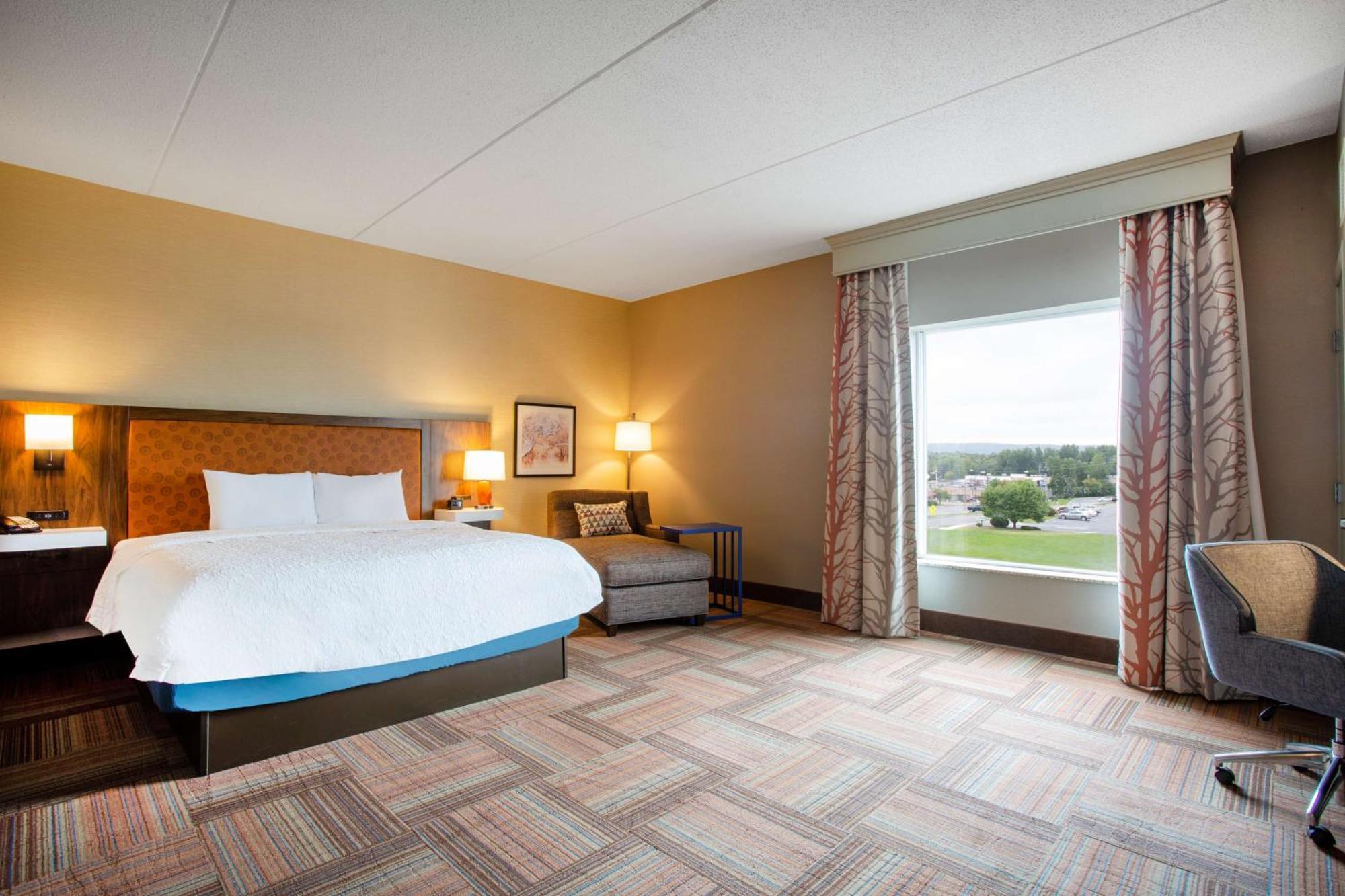 Hampton Inn Вотертаун Екстер'єр фото